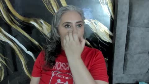 mature_gold stream preview