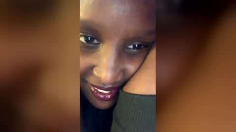 mayafarah stream preview