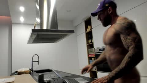mealphamale stream preview