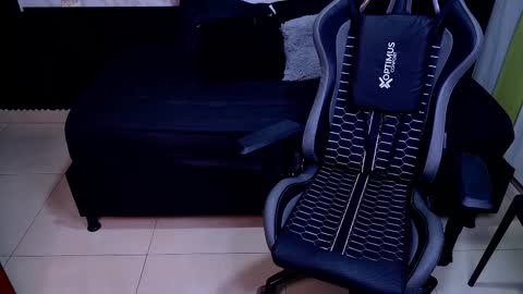 megann_19_ stream preview