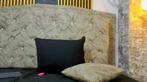 melanie_miller__ stream preview