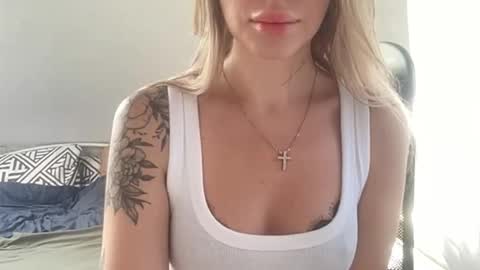 meloodiesweet stream preview