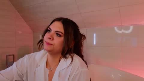 mia__moon__ stream preview