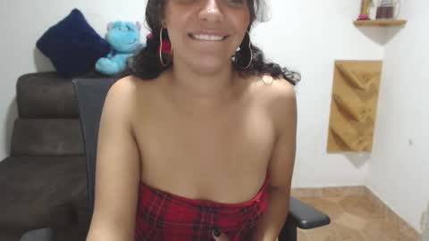 mia_blue01 stream preview