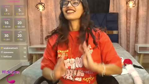 mia_holly__ stream preview