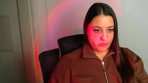 mia_july stream preview