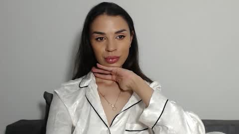 mika_gold7 stream preview