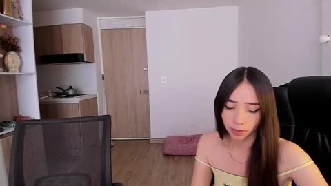 mikeyvioleta stream preview