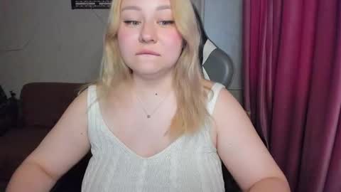 mila_foxxxy stream preview