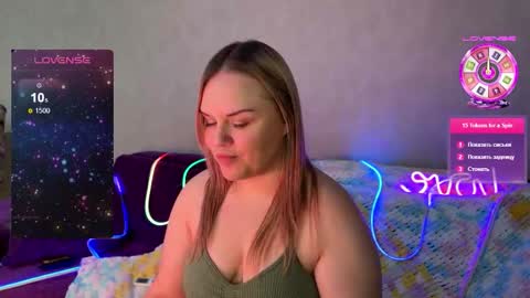 mila_mikki stream preview