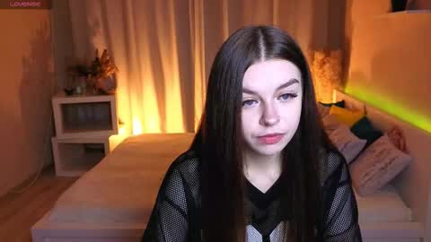milaniamoonshade stream preview