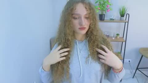 miranda_clock stream preview