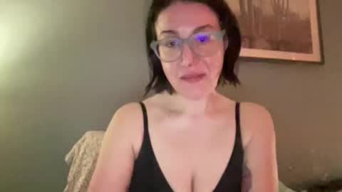 misfitbiz stream preview