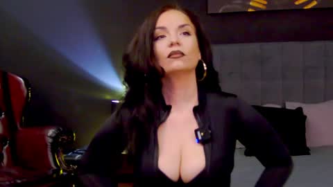 missalicereign stream preview