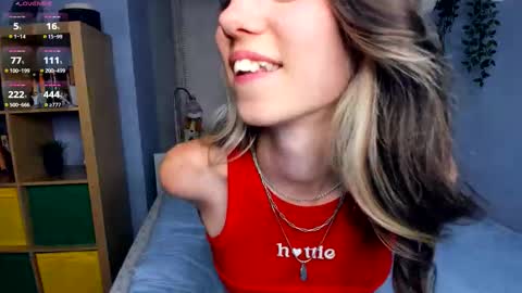 misschaotic_ stream preview