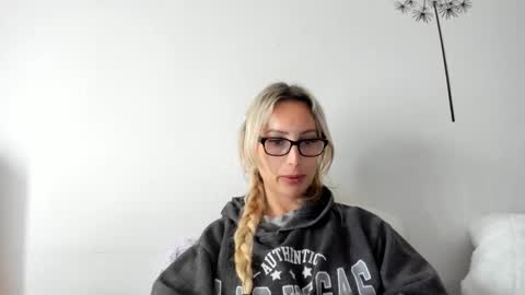 missy_matrix stream preview