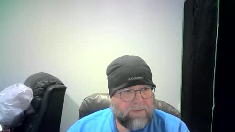 mister_happy567 stream preview