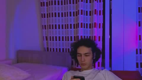 mitchelkors stream preview