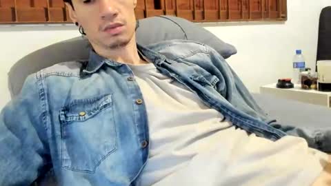 moderdelier stream preview