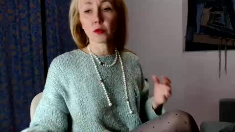 molliart stream preview