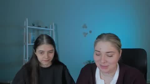 molly_hollow stream preview