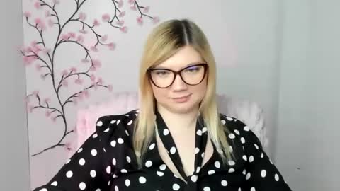 molly_moree stream preview