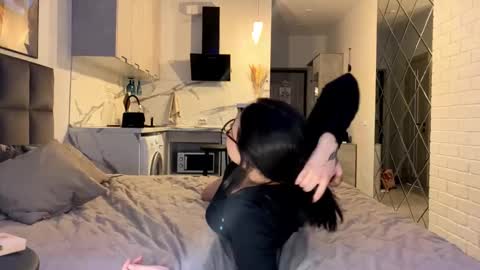 mood_couple stream preview