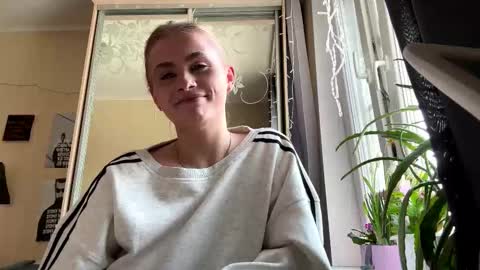 myriamprovencio stream preview