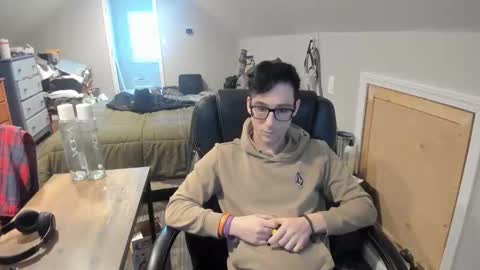 n_ordinary_boy live stream