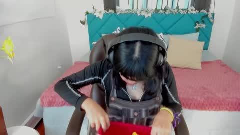 nahemot_sadish stream preview