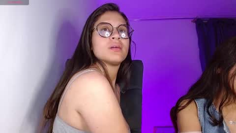 nahomy_rain live stream