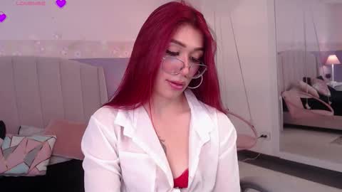 naila_miller stream preview