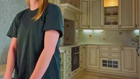 nakeshaskea live stream