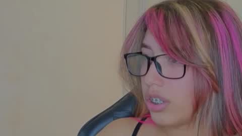 nami_sweet_ live stream