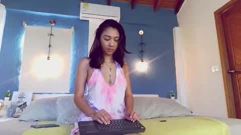 nanamilan_ stream preview