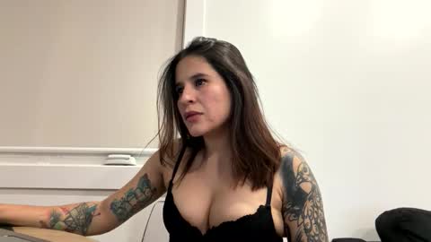 nefer735 live stream