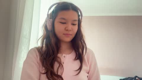 neliahinkley stream preview