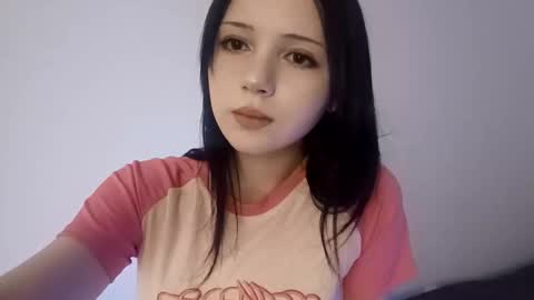 nesty_doll stream preview