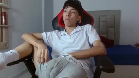 nico_fox723 stream preview