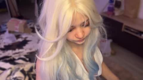 nikoli_naw live stream