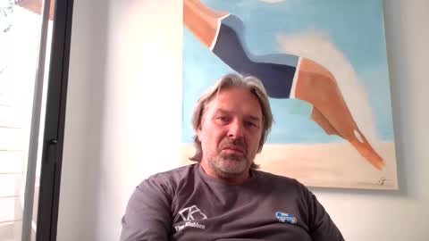 nonsequiture live stream