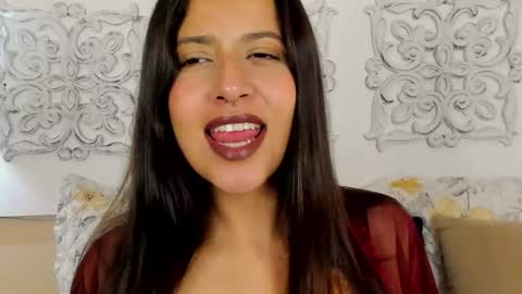 nova_velveet stream preview