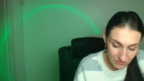 olivia_night_ stream preview