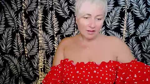 oliviaoskar_ stream preview