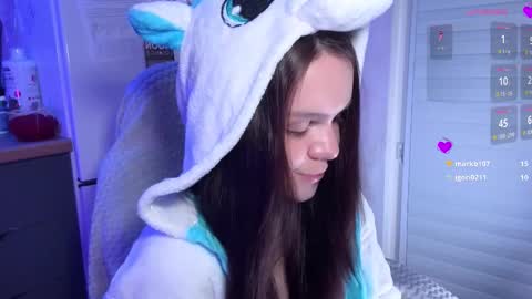 online_may stream preview