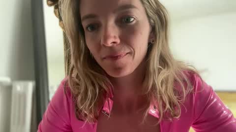 parisianmilf stream preview