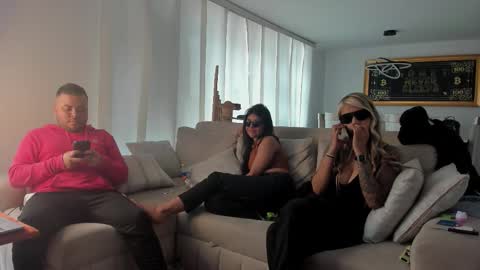 party_private live stream