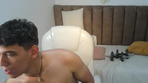 paul77_ stream preview