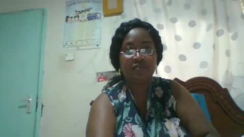 peace_khloe stream preview