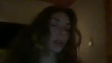 peacheekitty stream preview